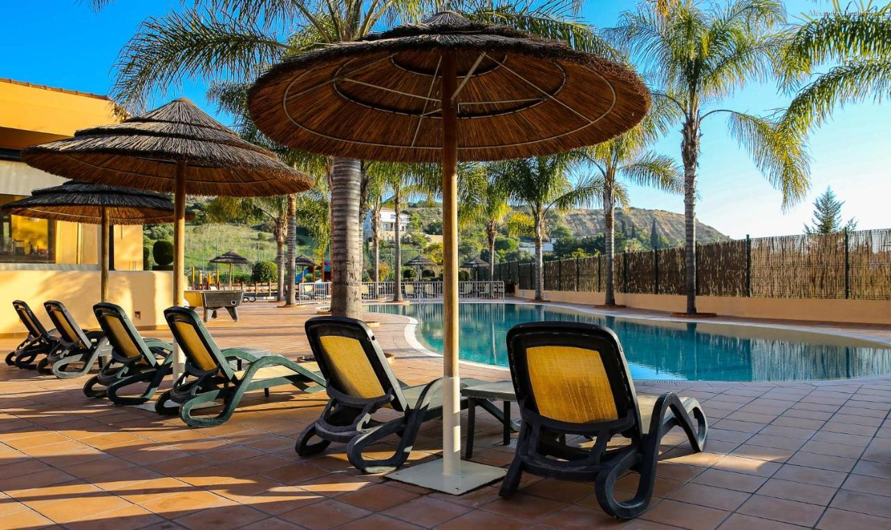 Luzbay Pool Luz